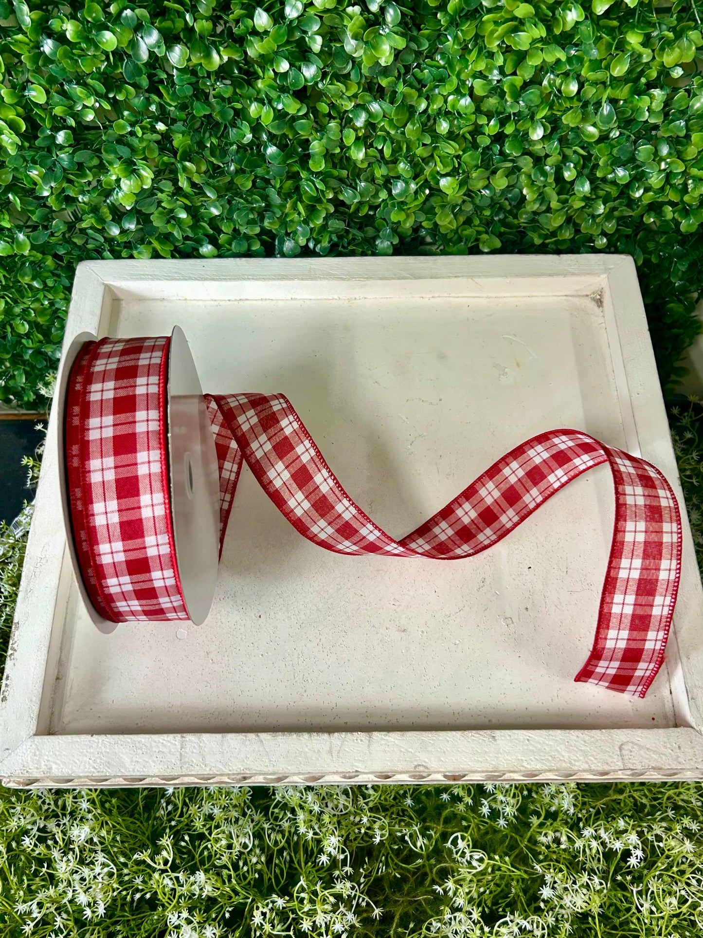 1.5 Inch By 50 Yard Red And White Woven Plaid Ribbon