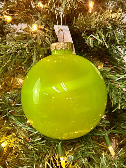5 Inch Lime Green Lacquer Ornament Ball