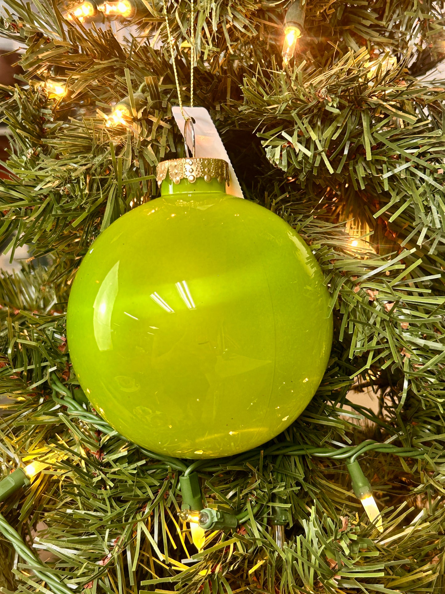 5 Inch Lime Green Lacquer Ornament Ball
