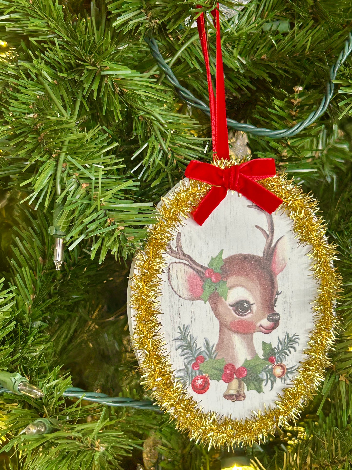 6 Inch Tinsel Oval Ornament Two Styles