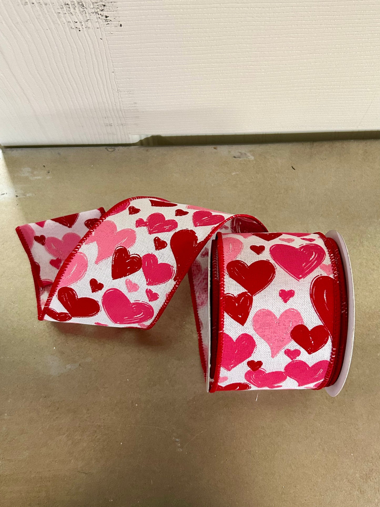 2.5 Inch By 10 Yard Hand Drawn Hearts Ribbon