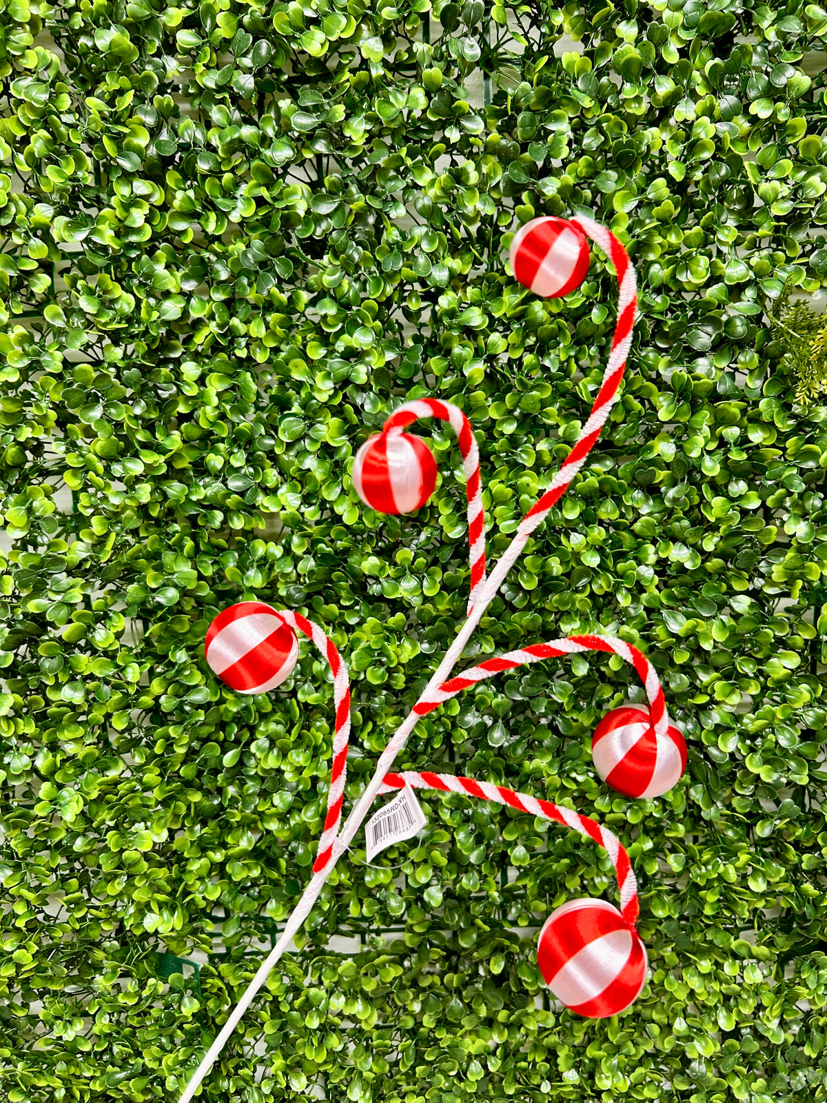 19 Inch Red And White Ball Ornament Spray