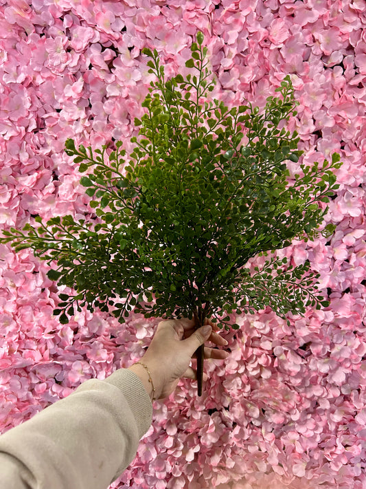 19 Inch Green Maidenhair Fern Bush