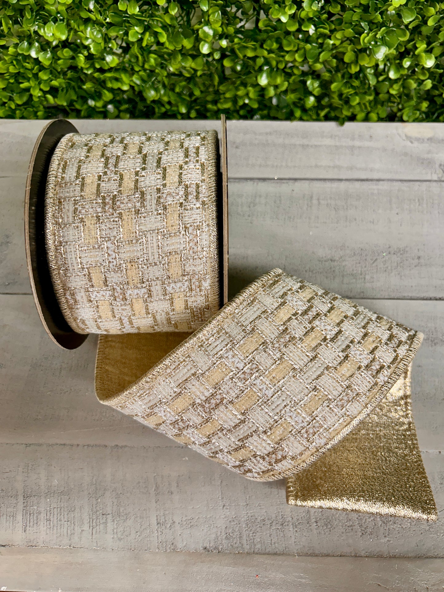 4 Inch By 5 Yard Champagne And Gold Metallic Backing Tweed Ribbon