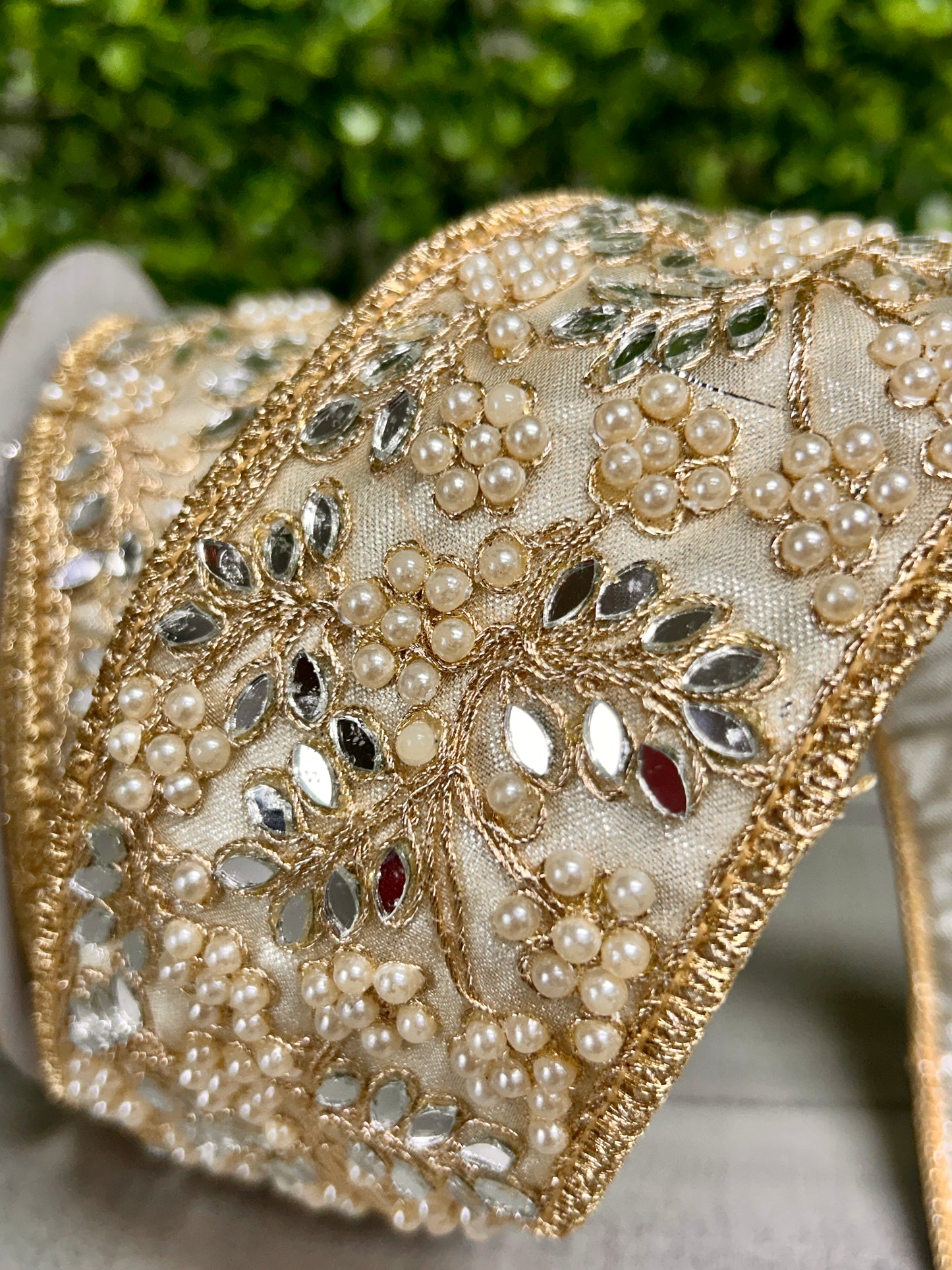John Mark Enterprises 2.5 Inch By 5 Yard Gold And Platinum Jeweled Pearl Mirror Ribbon