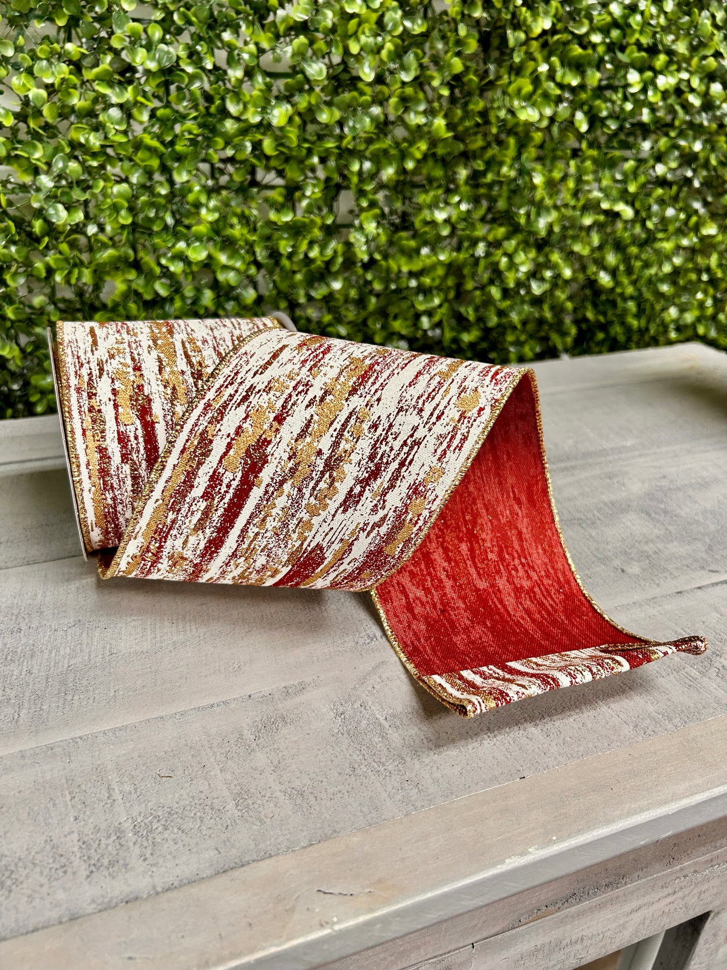 4 Inch By 10 Yard Cranberry Cream And Gold Glitter Metallic Streaks Ribbon