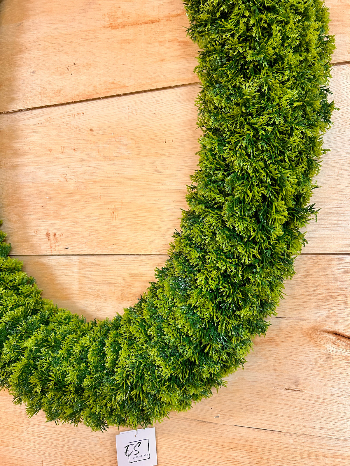 22 Inch By 30 Inch Cedar Oval Wreath
