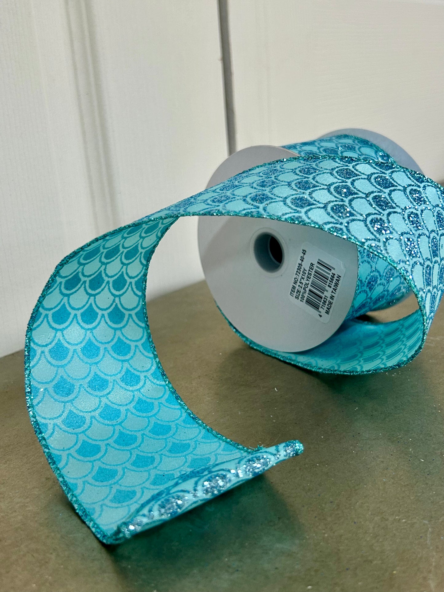 2.5 Inch By 10 Yard Aqua Glitter Fish Scales Pattern Ribbon