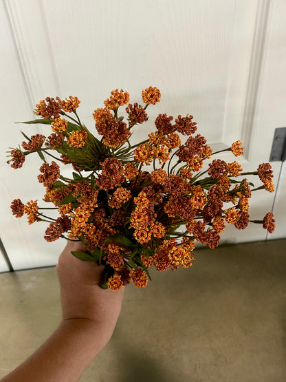 21 Inch Rust Queen Ann Lace Bush