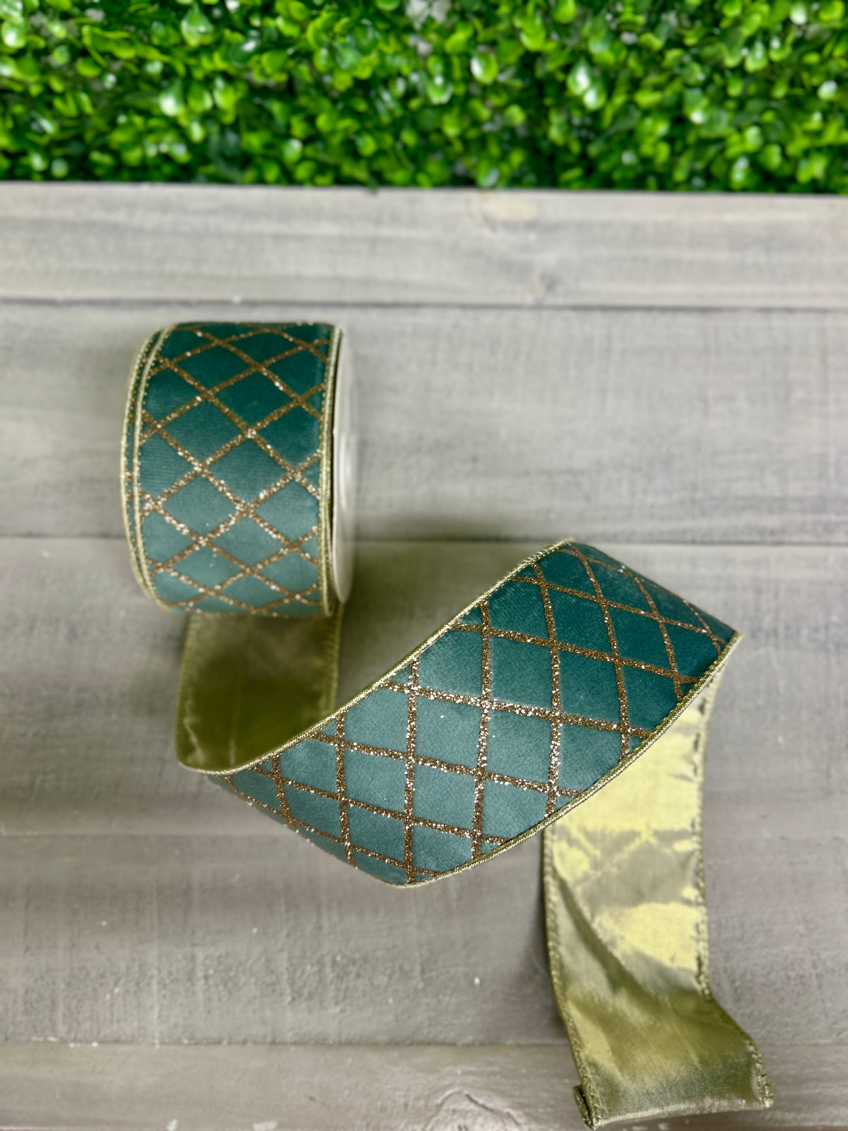 David Christopher's 2.5 Inch By 10 Yard Soft Robins Egg Champagne Glitter Diamond Ribbon