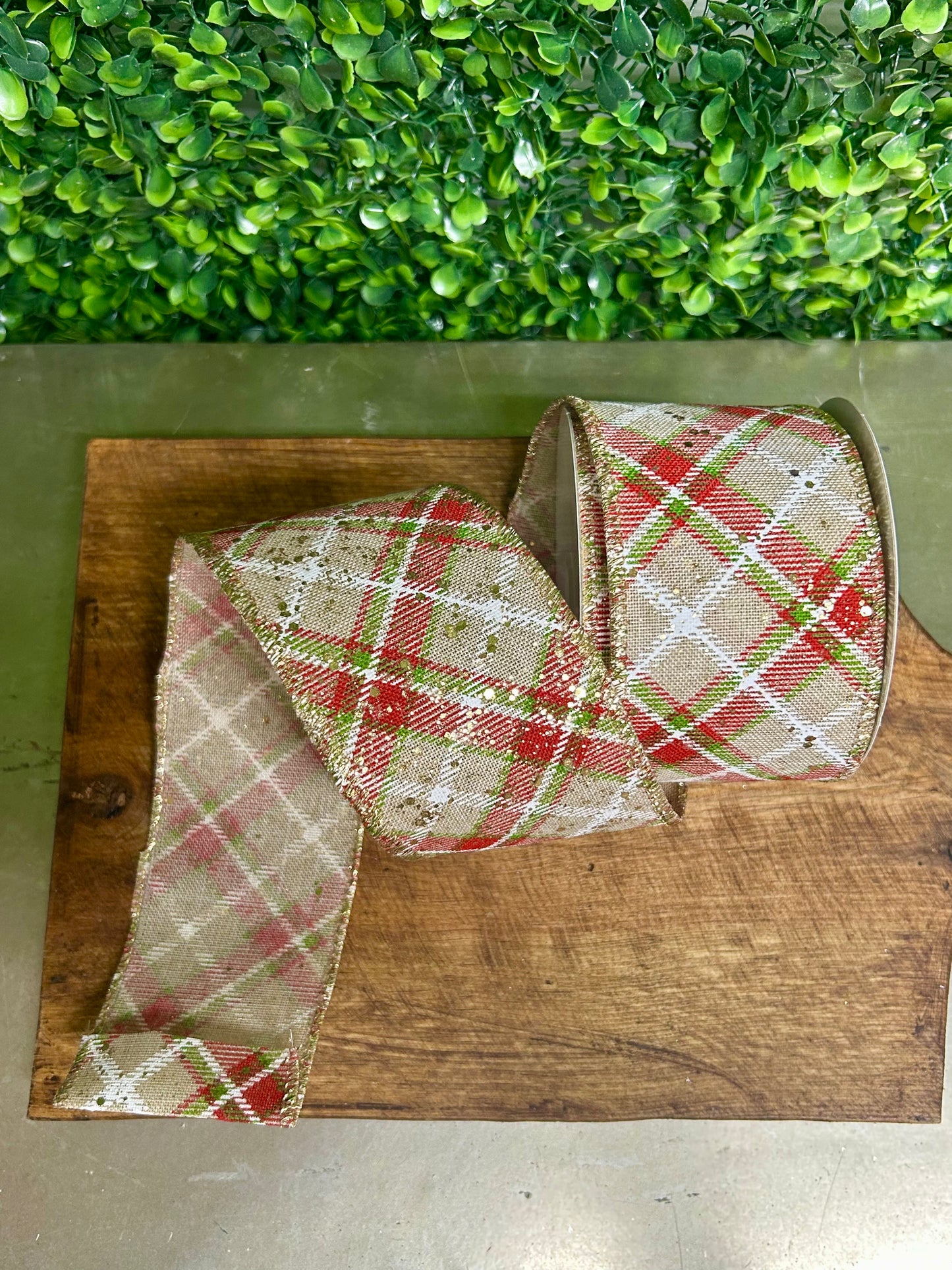 2.5 Inch By 10 Yard Christmas Plaid With Gold Specks Ribbon