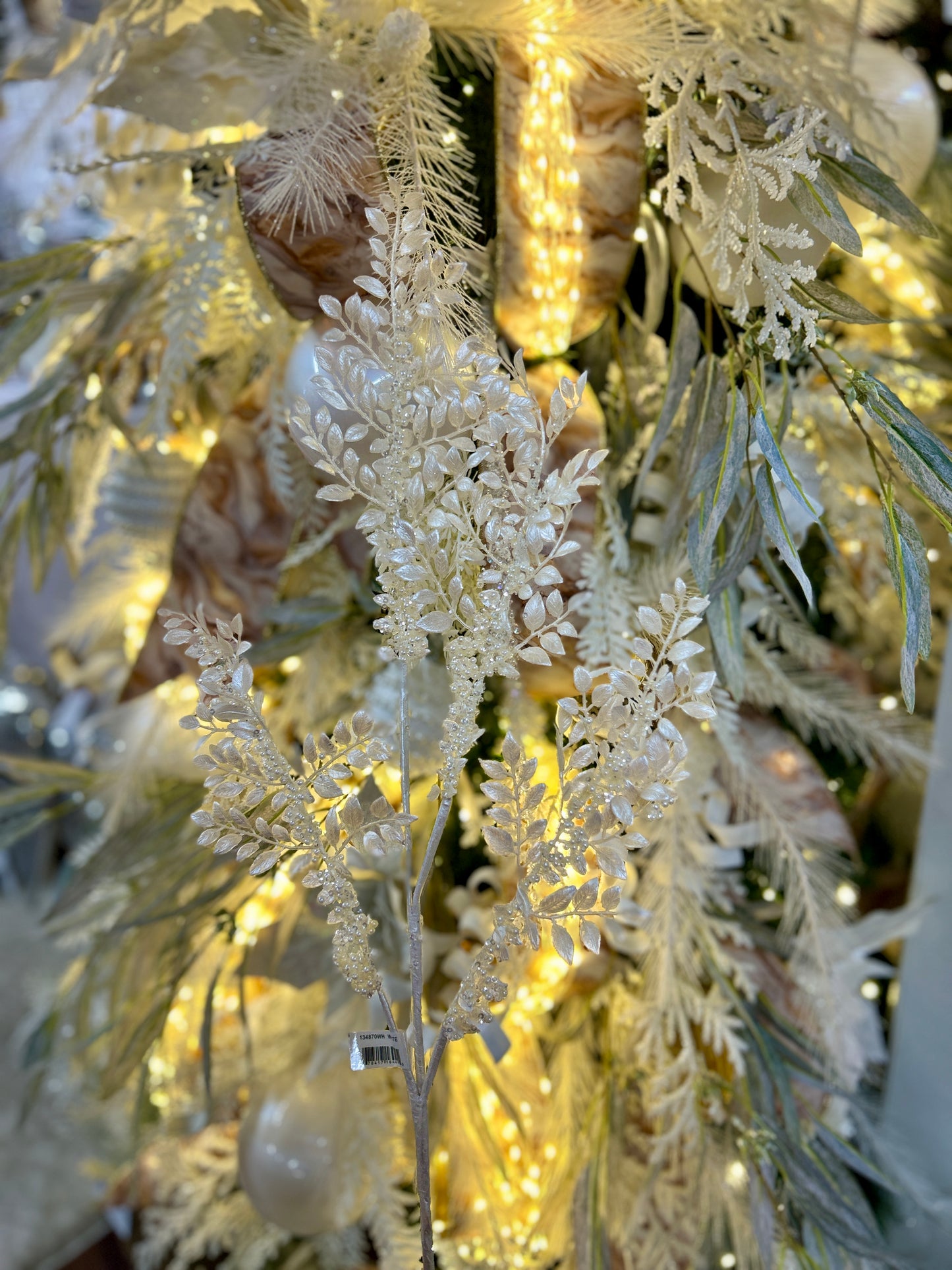 33 Inch White Fern And Pearl Spray