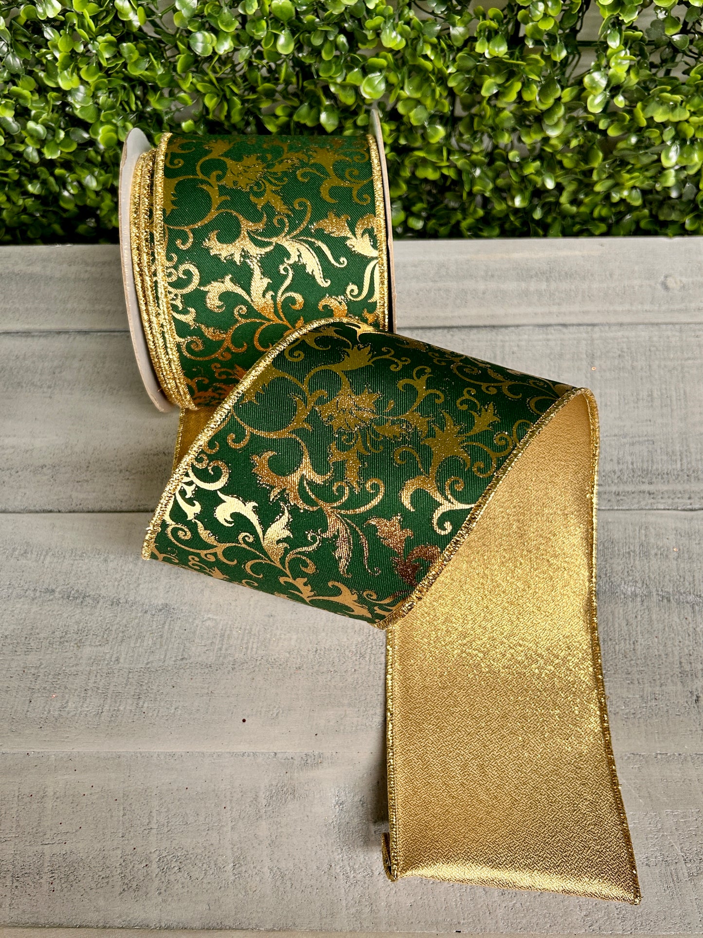 4 Inch By 10 Yard Hunter Green And Gold Metallic Foil Swirl Leaf Fused Ribbon