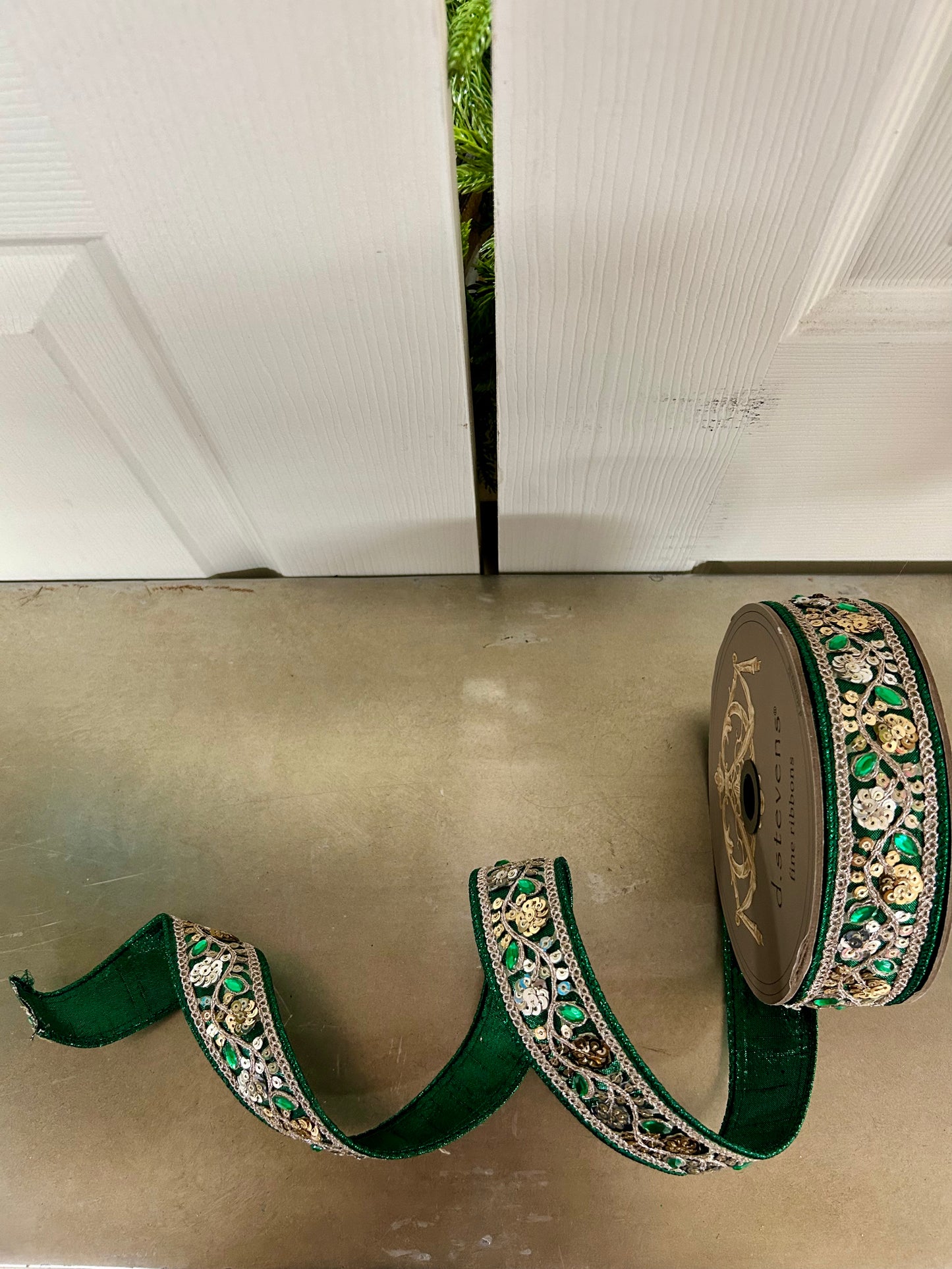 1.5 Inch By 10 Yard Emerald Green Metallic Dupioni Jewel Ribbon