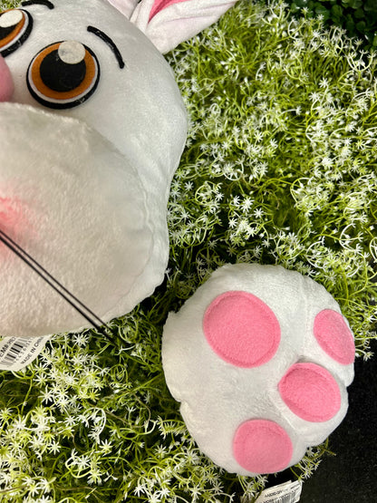 Three Piece Bunny With Paws Decor Kit