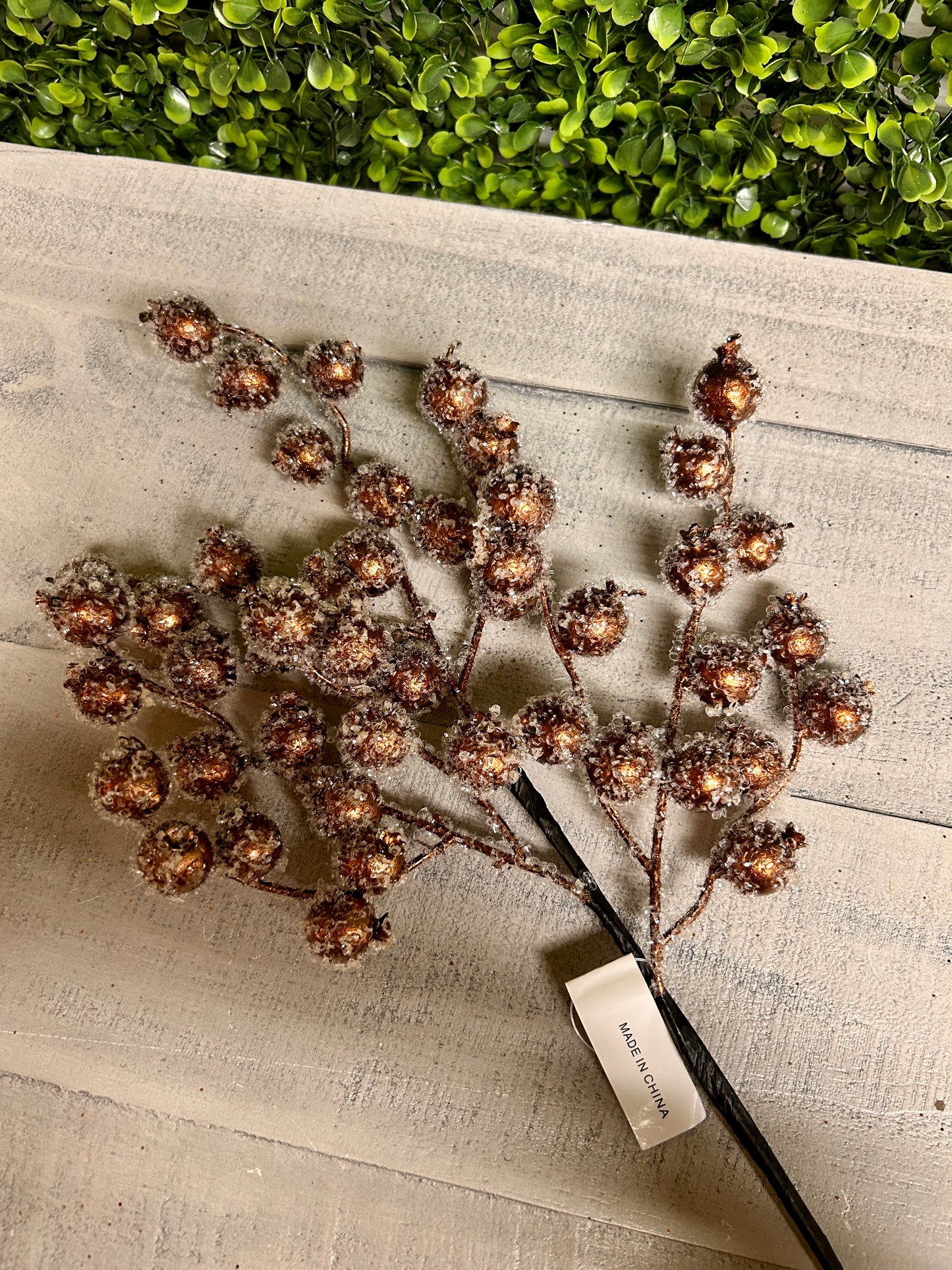 16 Inch Coffee Ice Berry Pick