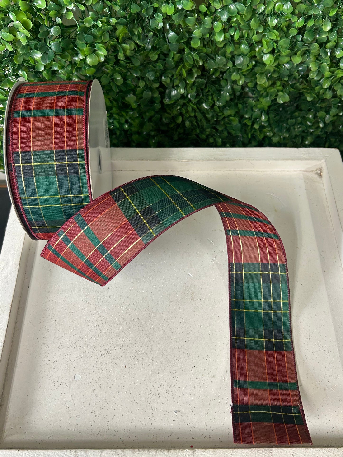 2.5 Inch By 50 Yard Red Emerald And Gold Woven Plaid Ribbon