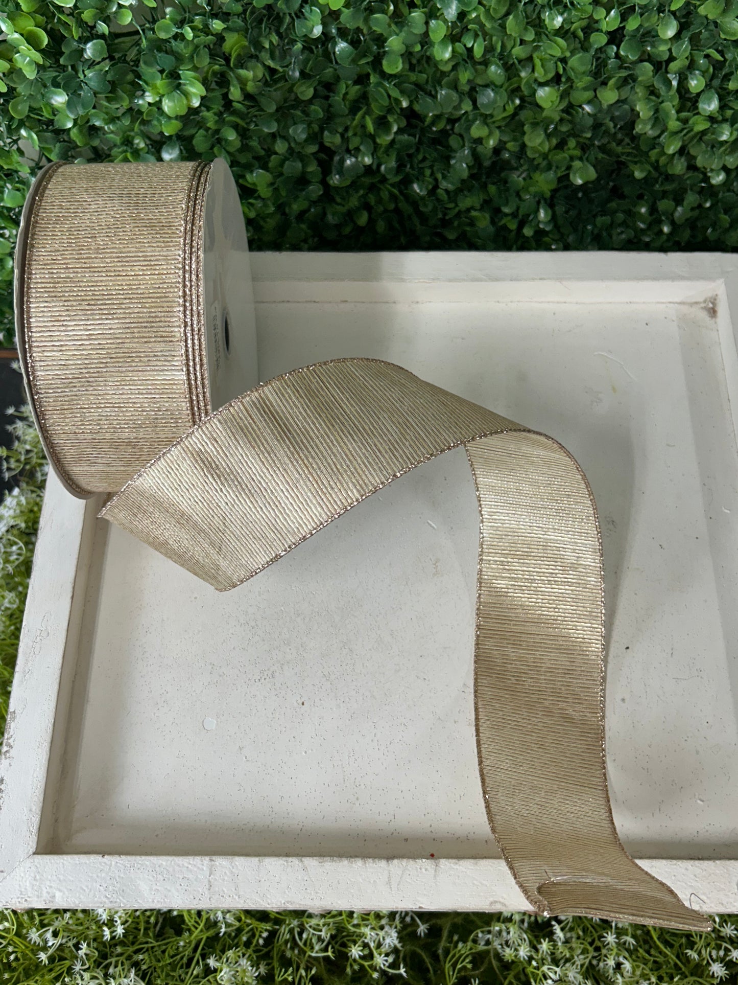 2.5 Inch By 50 Yard Gold Woven Metallic Ribbon