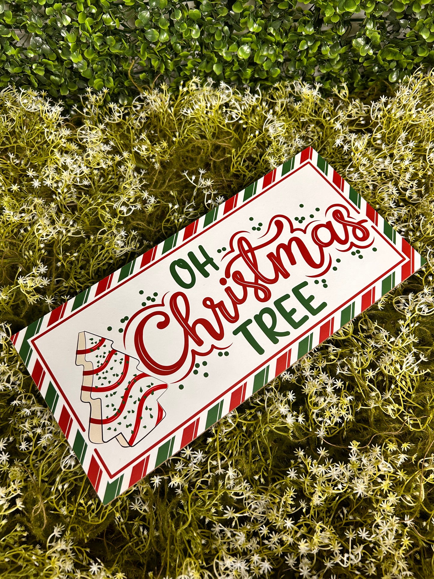 12.5 Inch Red And Emerald Oh Christmas Tree Cake Wood Sign