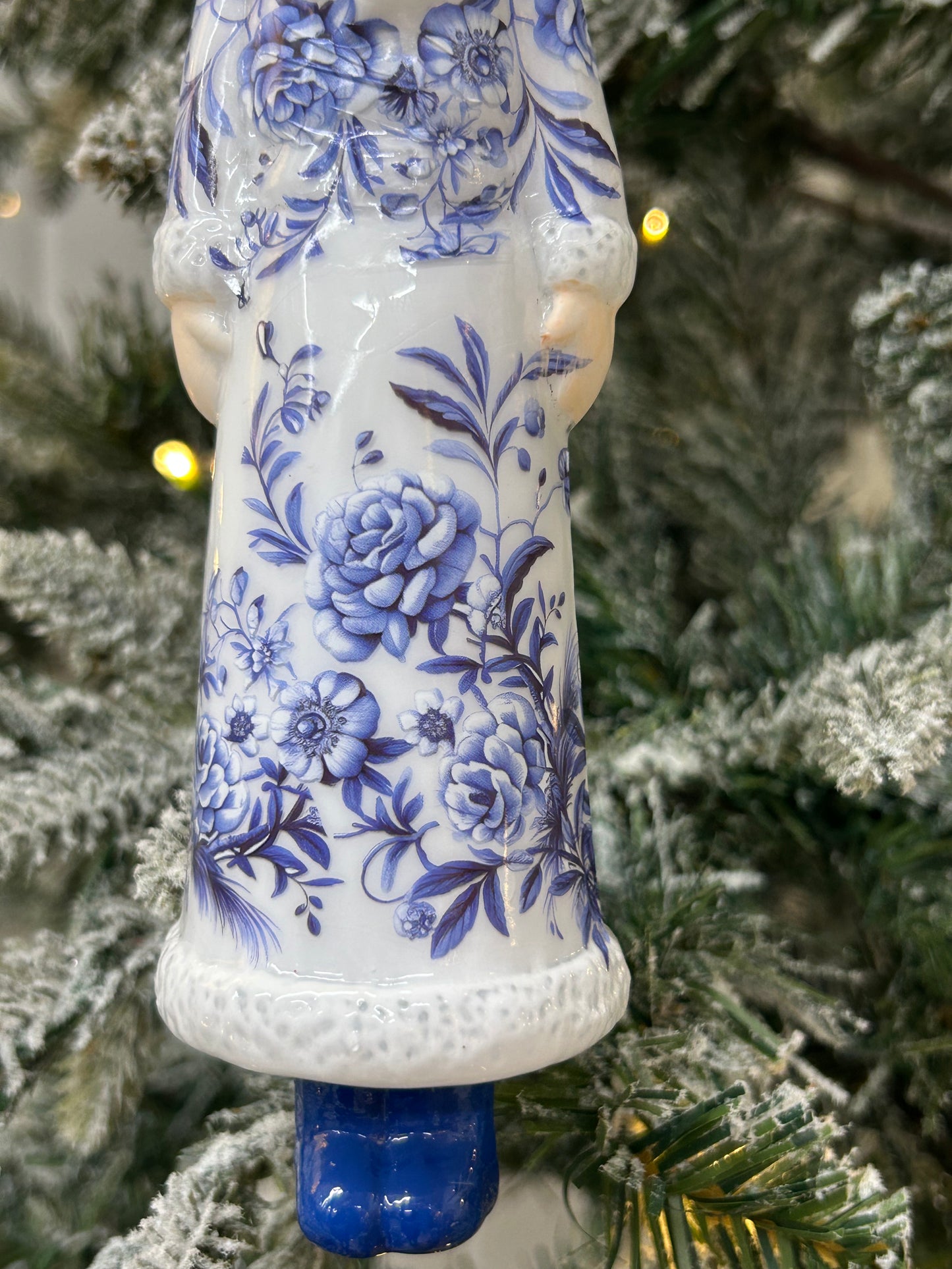 8 Inch Glass Floral Print Santa Ornament