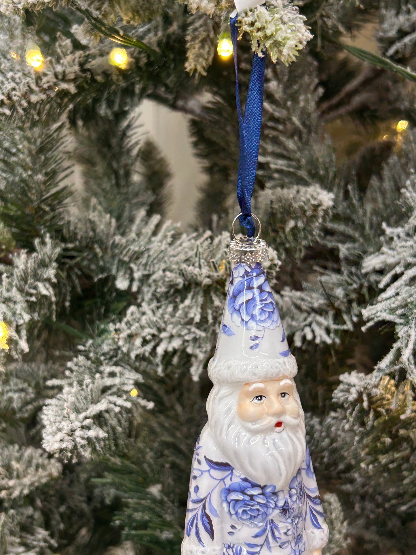 8 Inch Glass Floral Print Santa Ornament