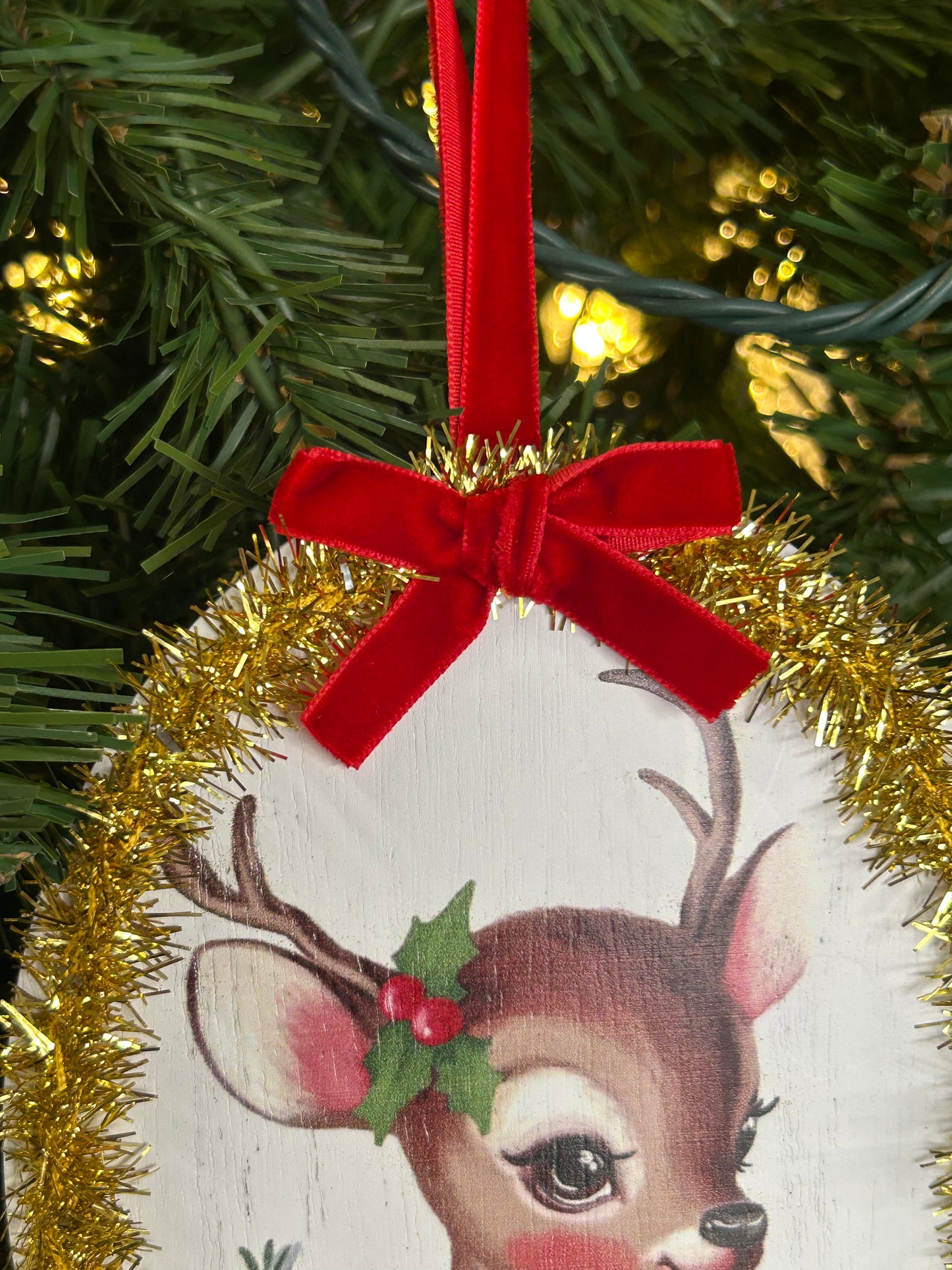 6 Inch Tinsel Oval Ornament Two Styles