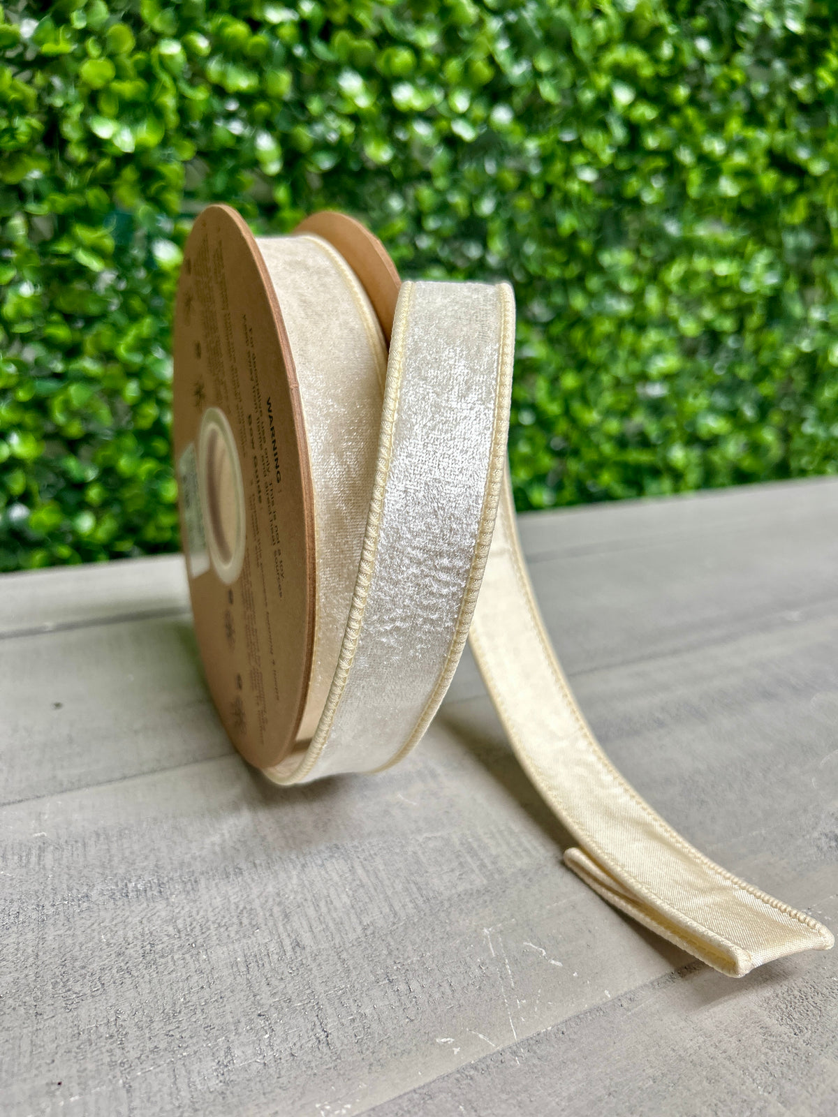 1 Inch By 10 Yard Ivory Heritage Velvet Ribbon
