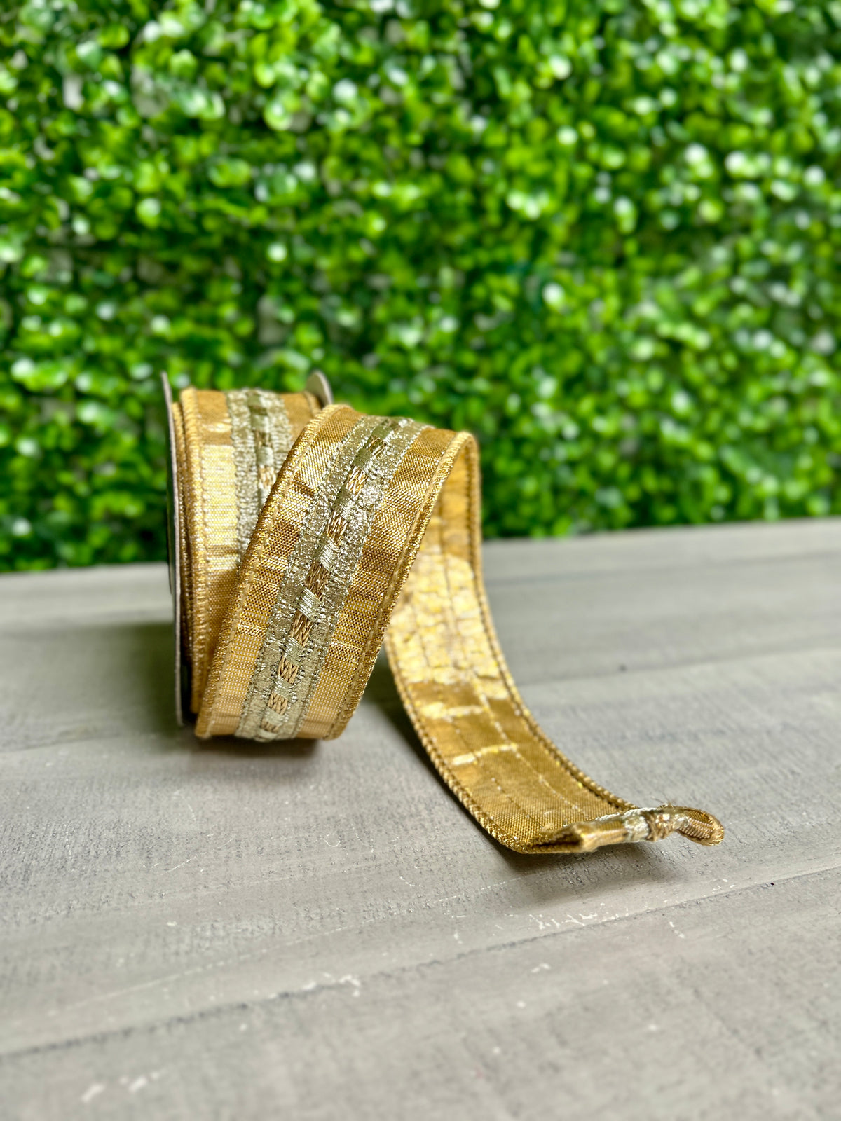John Mark 1.5 Inch By 5 Yard Gold Metallic Trim Dupioni Ribbon