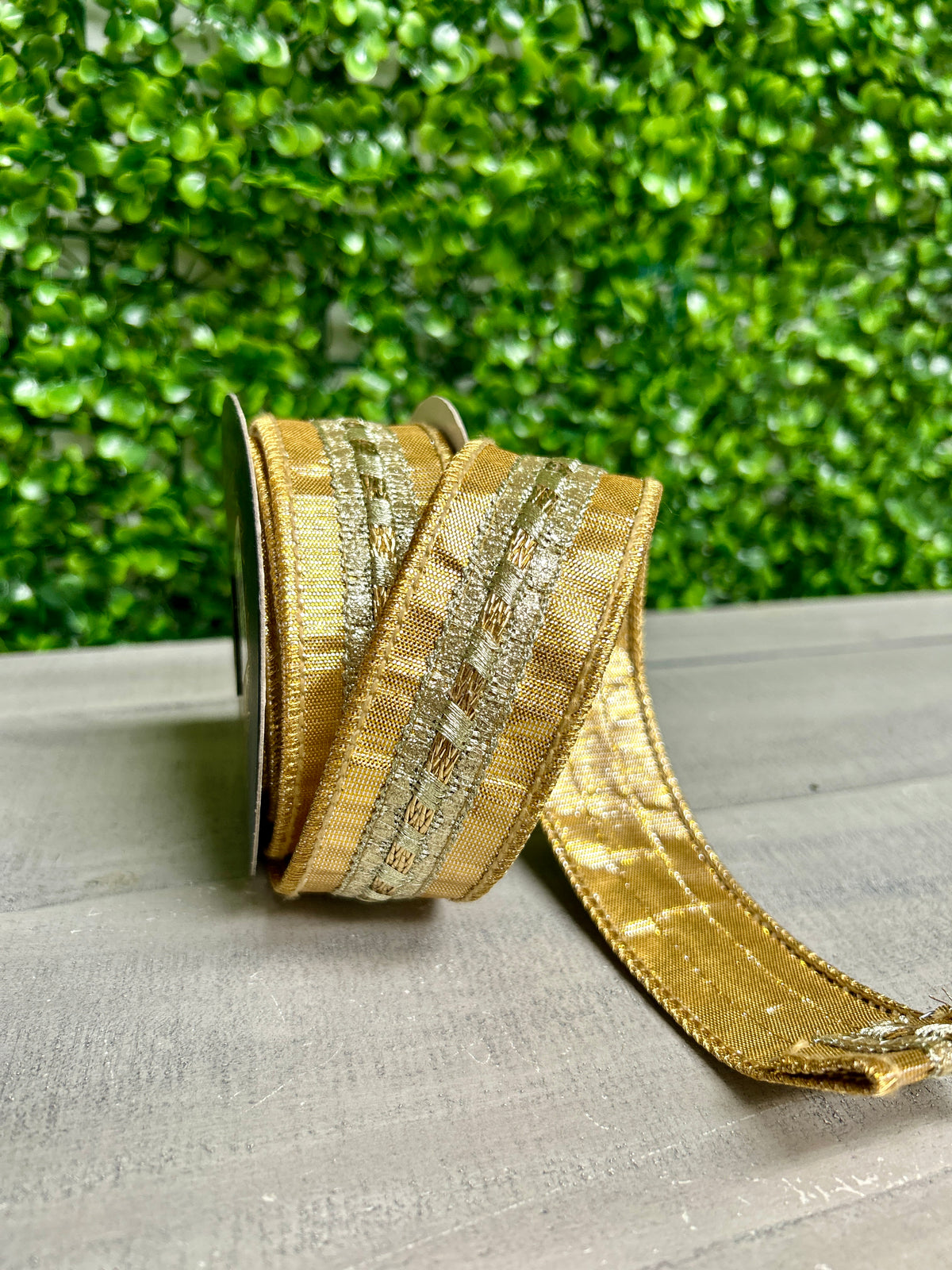 John Mark 1.5 Inch By 5 Yard Gold Metallic Trim Dupioni Ribbon