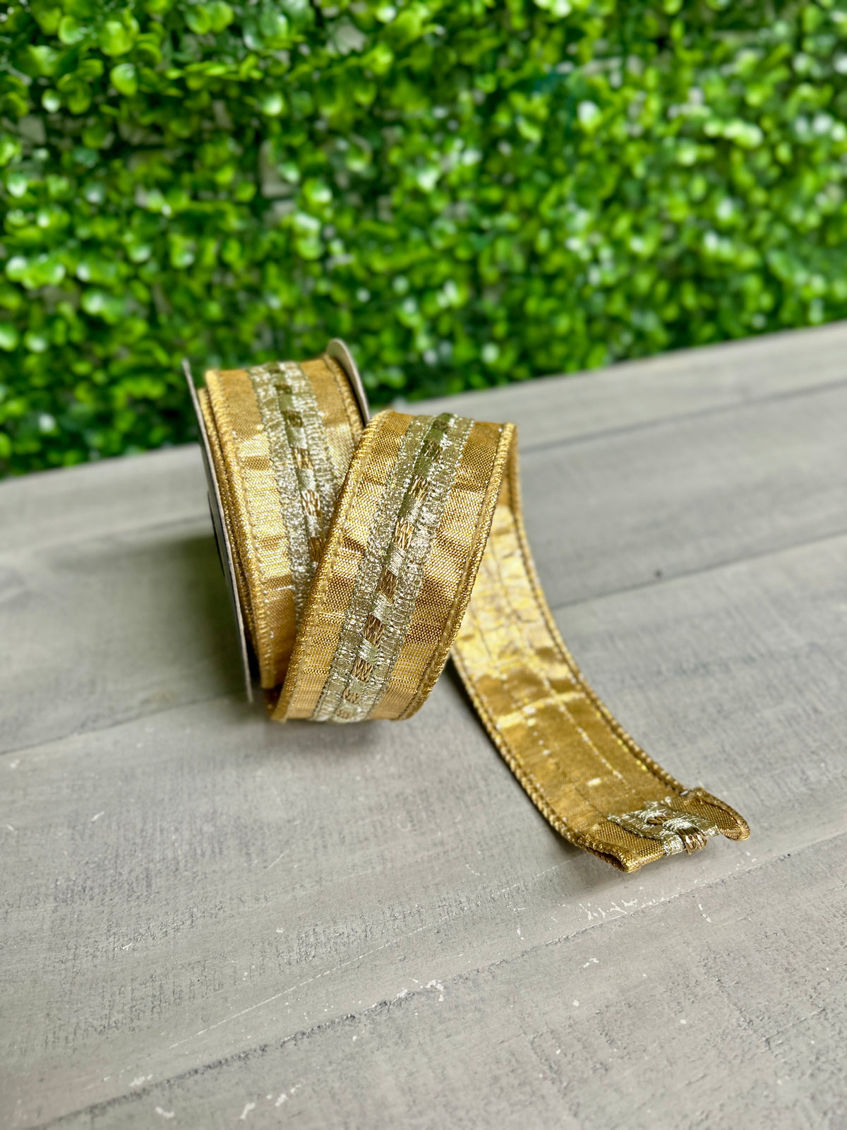 John Mark 1.5 Inch By 5 Yard Gold Metallic Trim Dupioni Ribbon