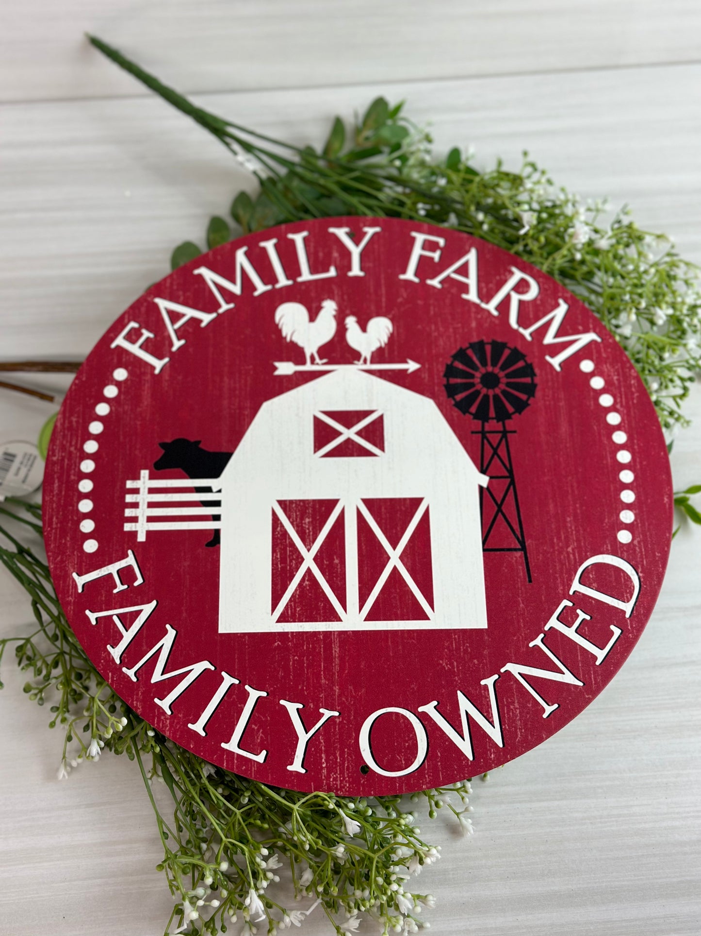 12 Inch Family Farm And Owned Metal Wreath Sign