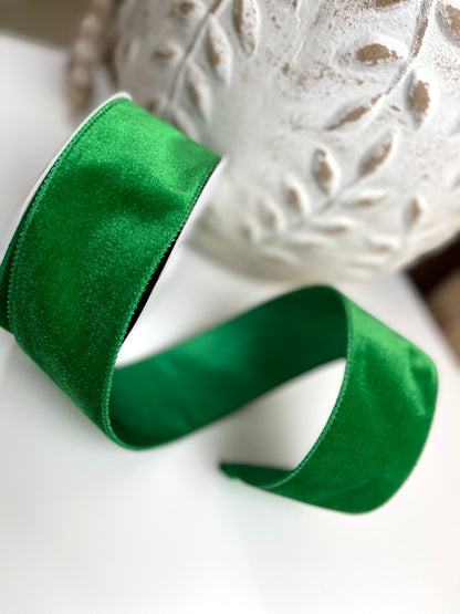 2.5 Inch By 10 Yard Emerald Green Velvet Ribbon With Satin Backing