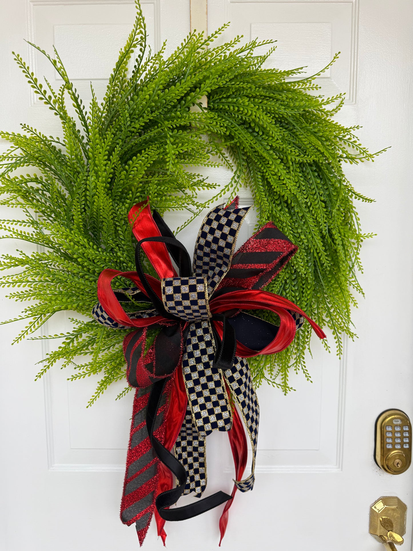 24 Inch Two Tone Green Round Beadgrass Wreath