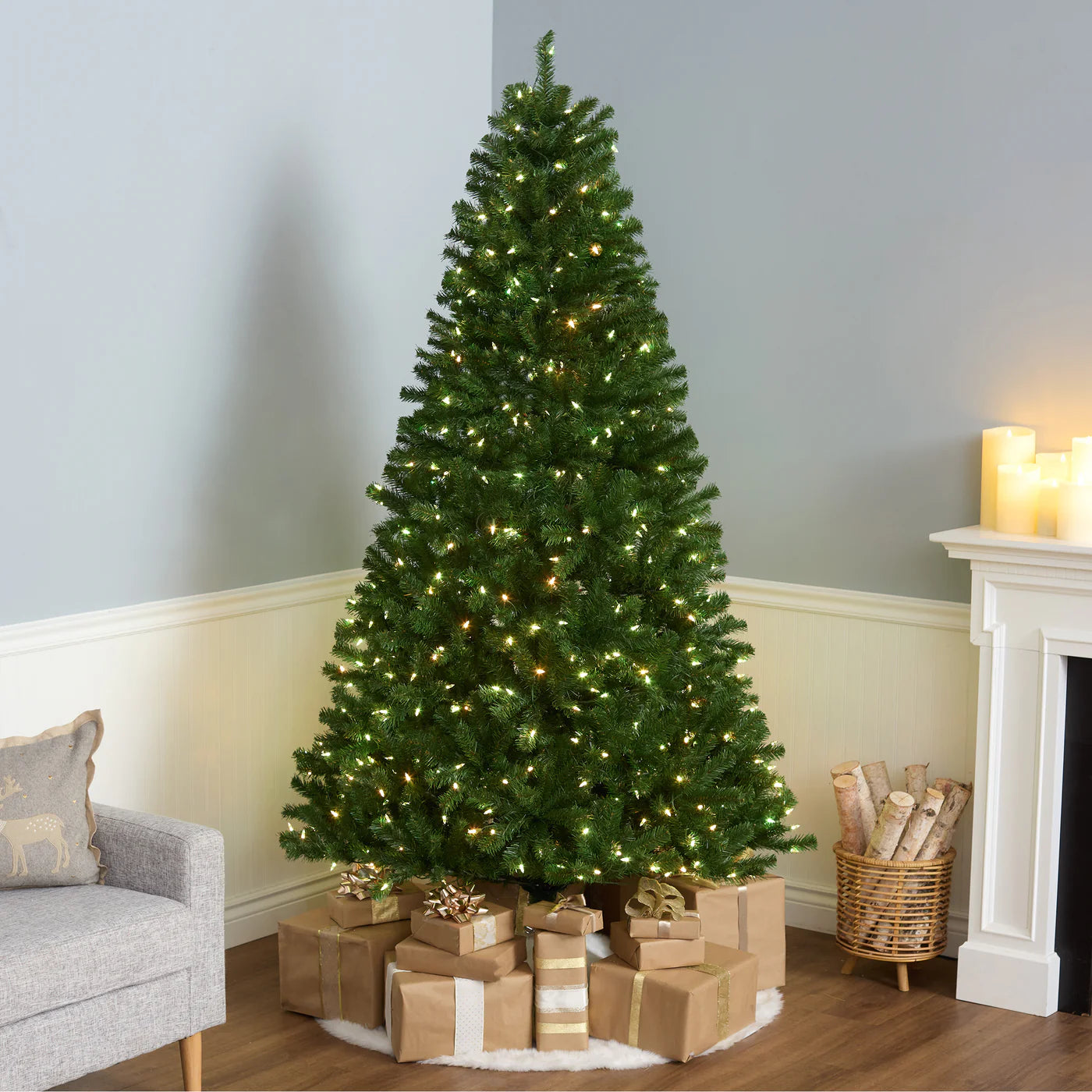National Tree Company 7.5 ft. Pre-Lit North Valley Spruce Tree with PowerConnect Light Parade LED Lights Open Box