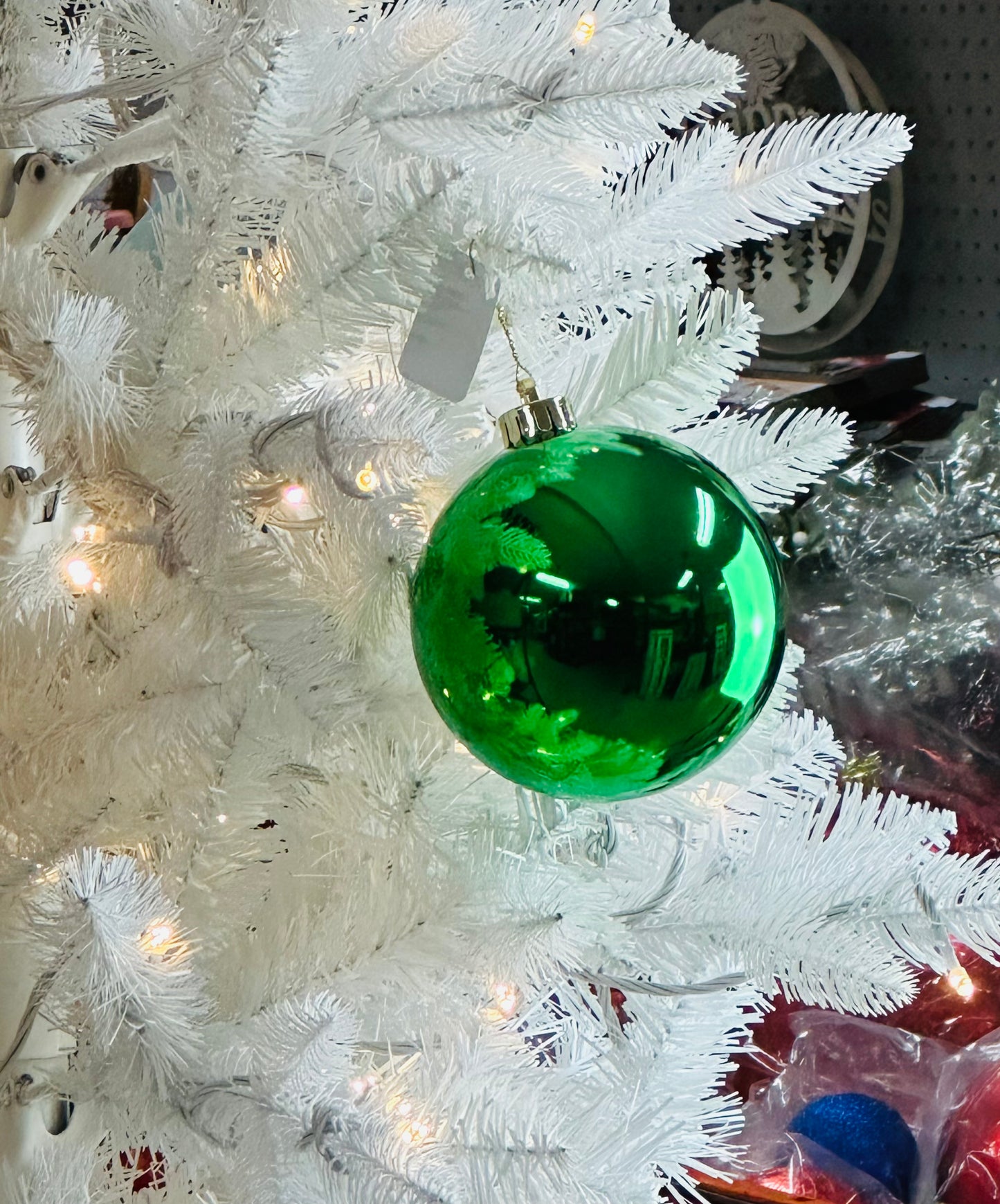 5 Inch Shiny Green Smooth Ornament Ball