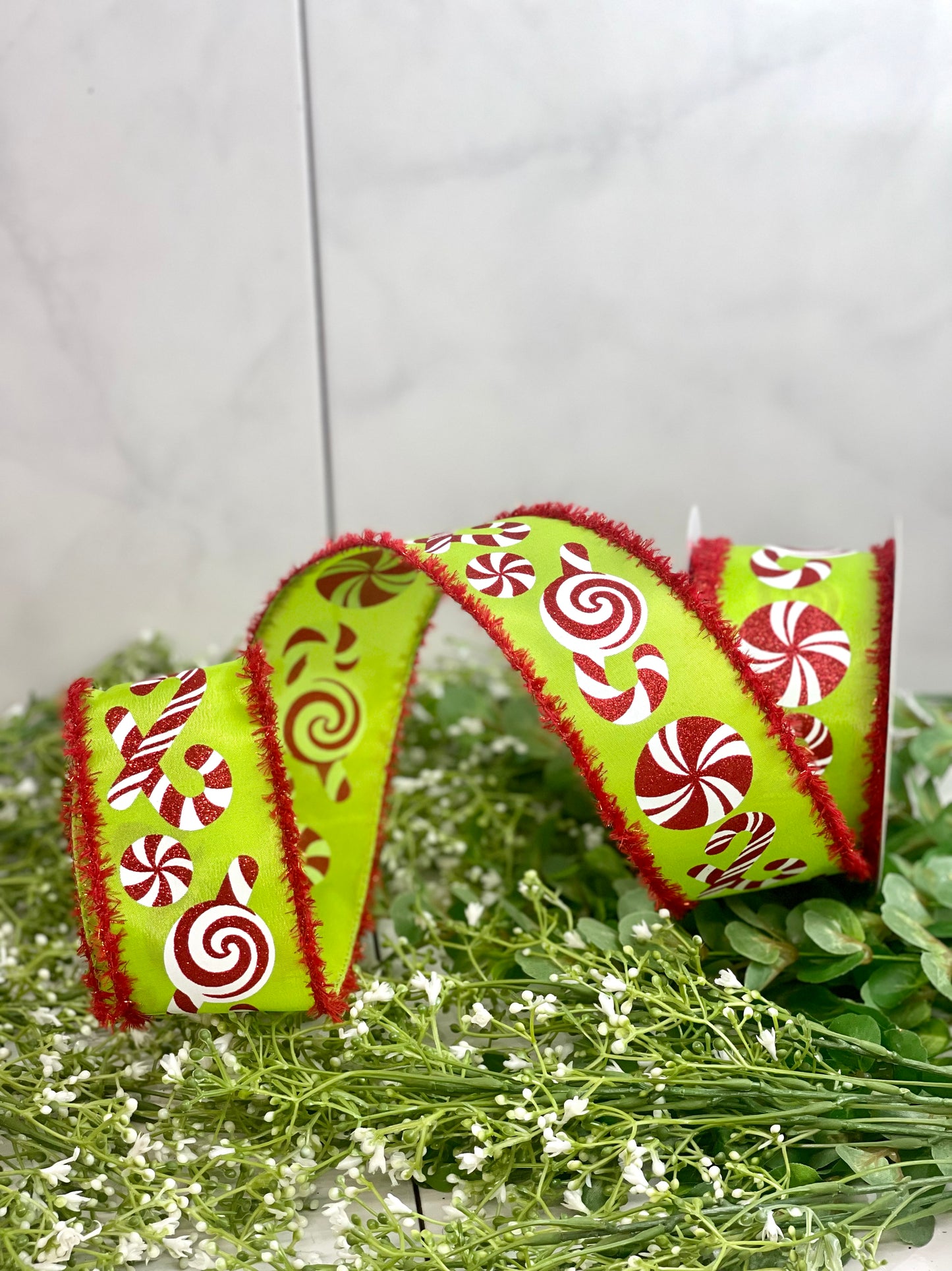 2.5 Inch Lime Peppermint With Red Drift Edge Ribbon