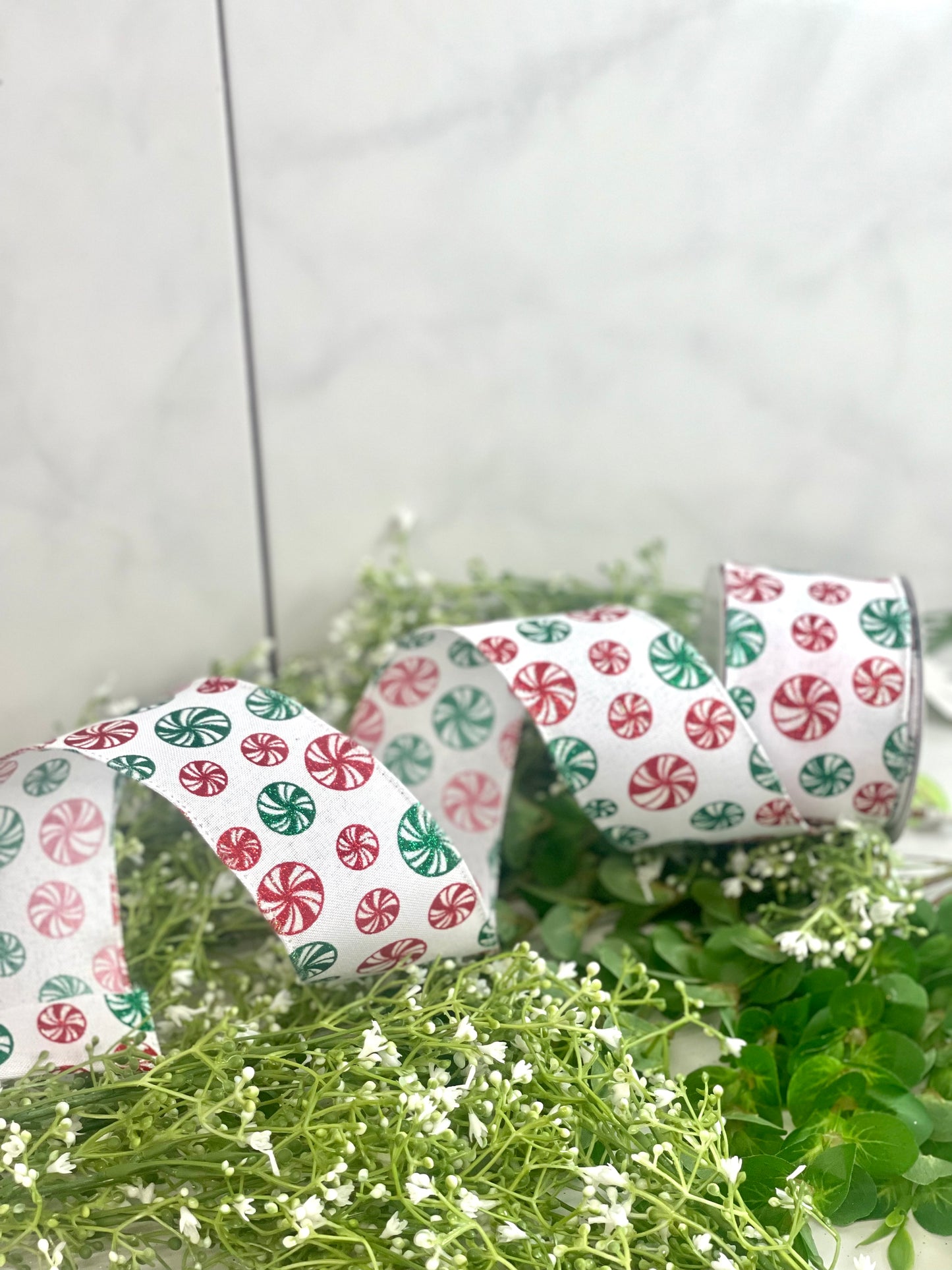 2.5 Inch By 10 Yard Red And Green Peppermint Candy Ribbon
