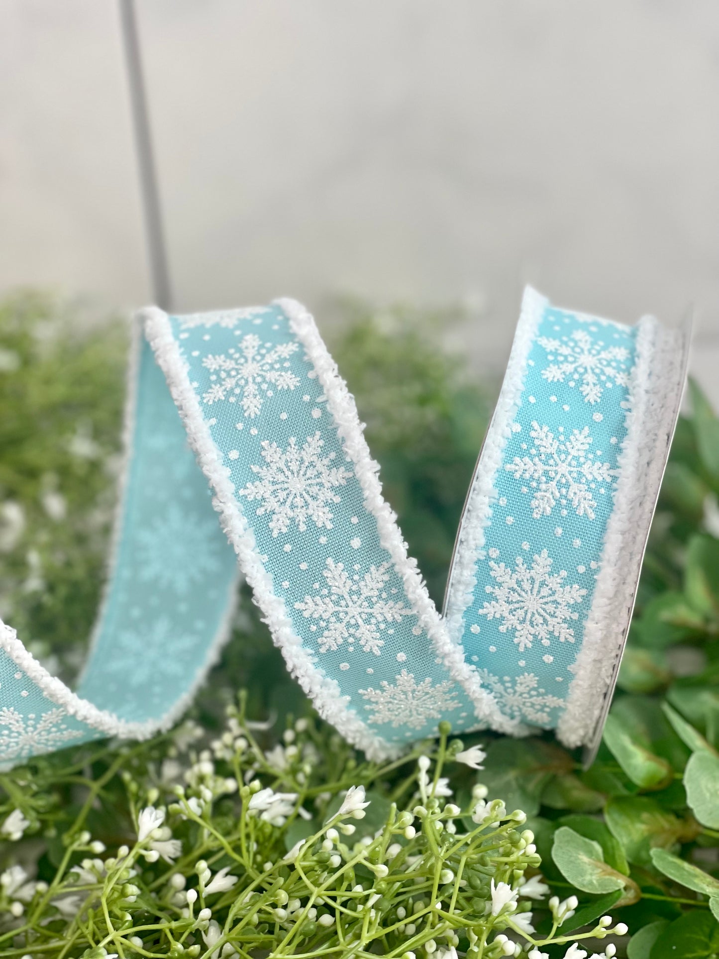 1.5 Inch By 10 Yard Ice Blue White Snowflake And Drift