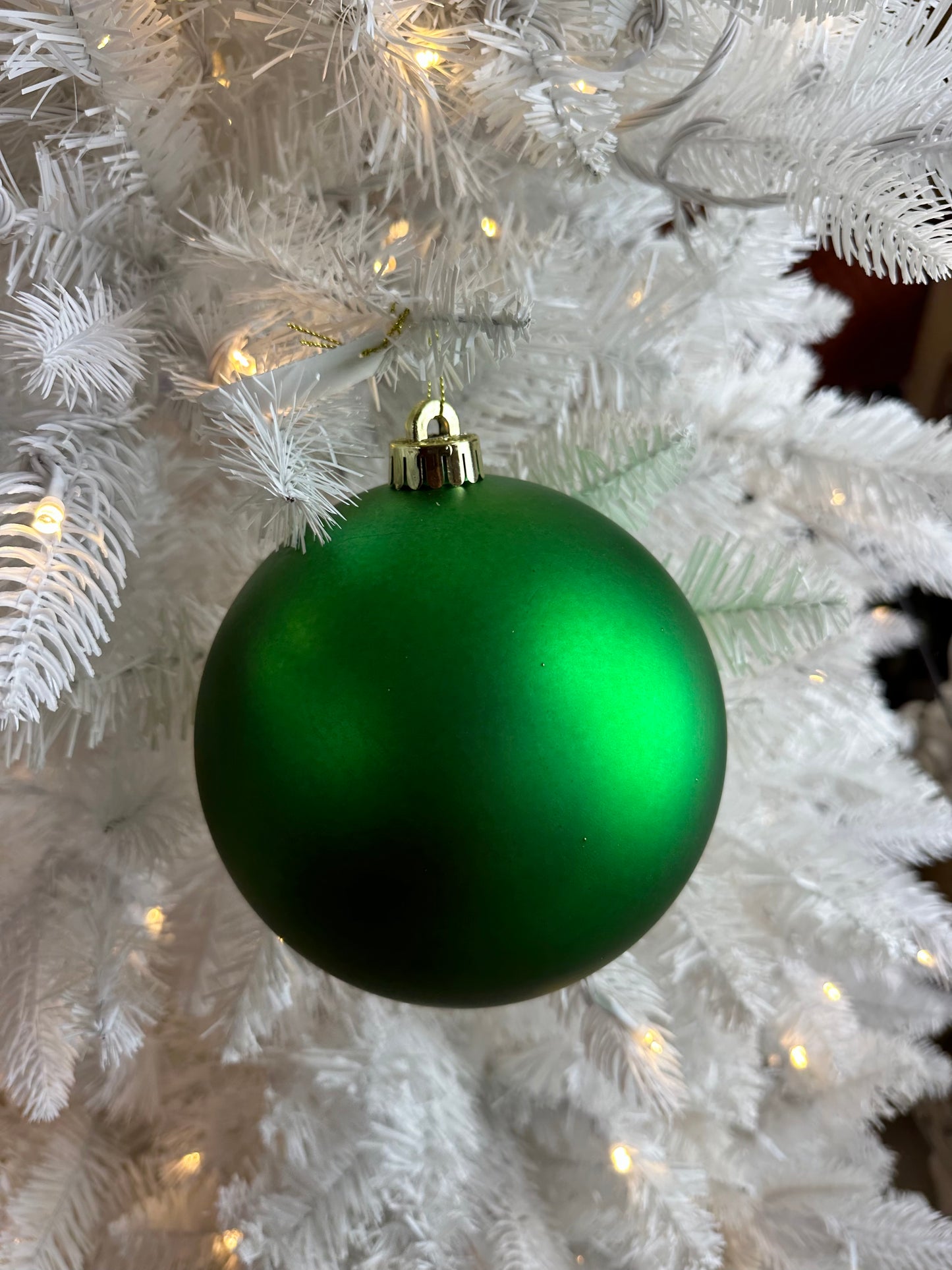 6 Inch Matte Green Smooth Ornament Ball