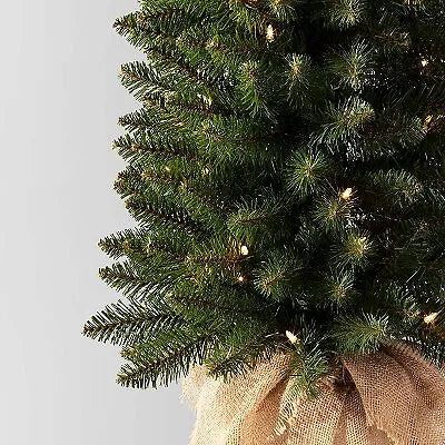 Wondershop  5' Pre-lit Alberta Spruce with Burlap Base Artificial Christmas Tree Clear Lights  Open Box