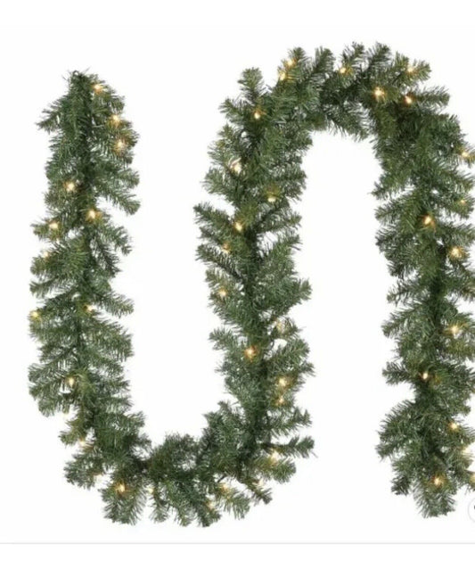 9 Foot Kincaid Spruce Garland With Clear Lights