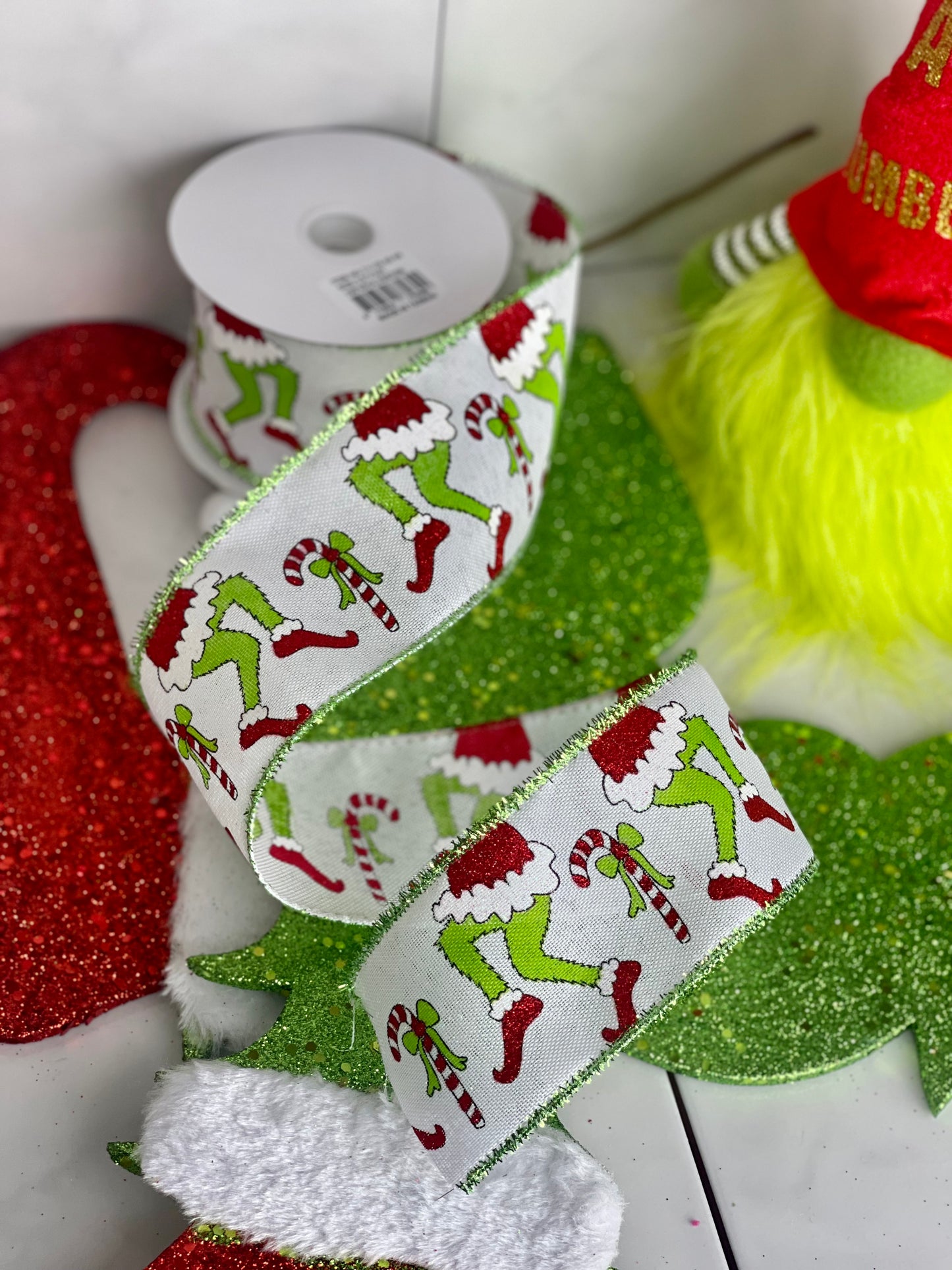 2.5 Inch By 10 Yard Monster Butt Ribbon With Green Tinsel Trim Edge