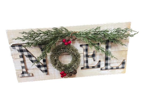 White Wooden Word Christmas Sign With Holly And Berries Assorted