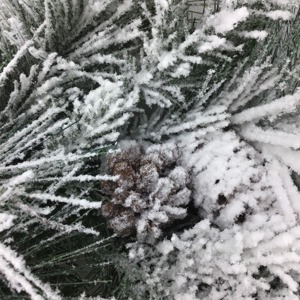 26 Inch Winter Forest Pine Pinecone Wreath
