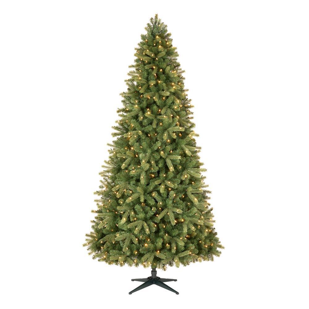 Home Accents Holiday 9 Foot Manchester Spruce LED Pre-Lit Tree (T19)